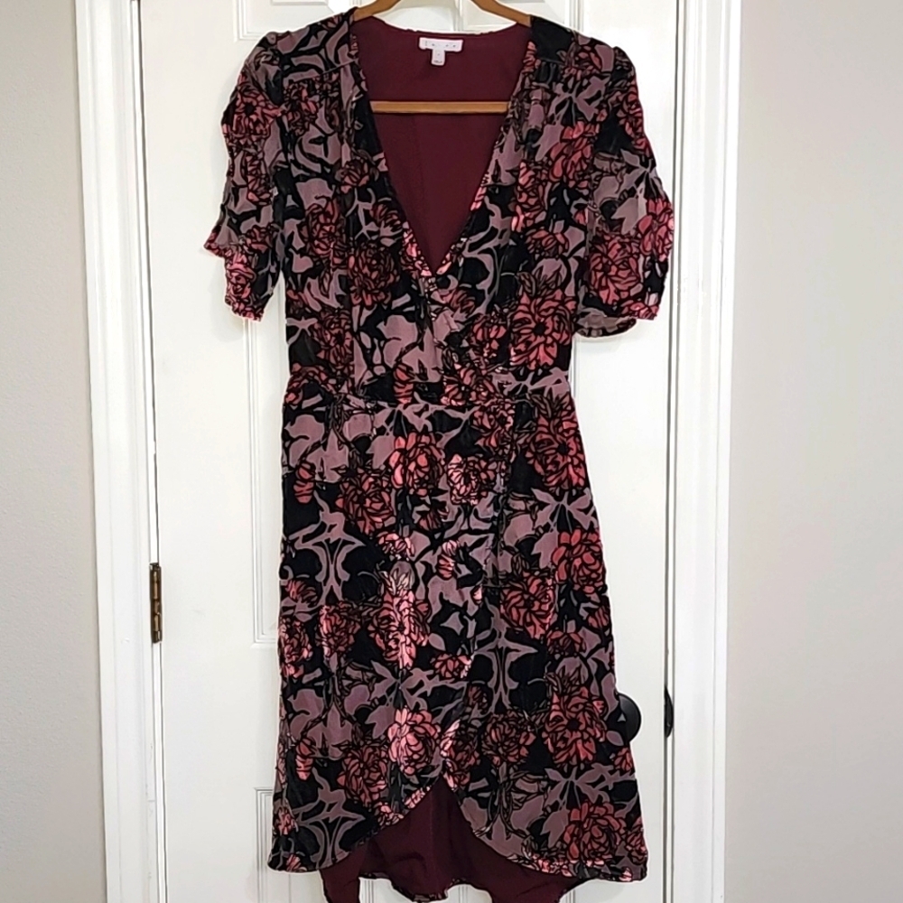 Leith Floral Velvet High Low Dress Size Small​​​ - Picture 3 of 11
